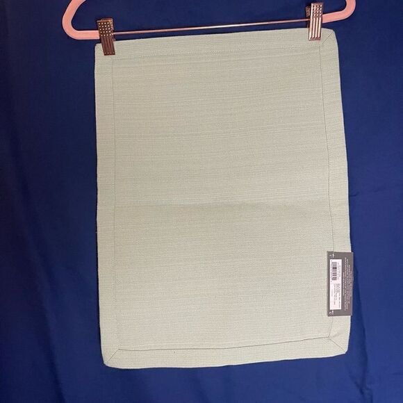 Target Threshold Table Runner + 4 Placements - Picture 4 of 8